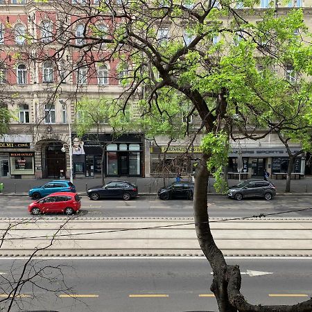 Luxury Apartment In The Central Budapest Bagian luar foto