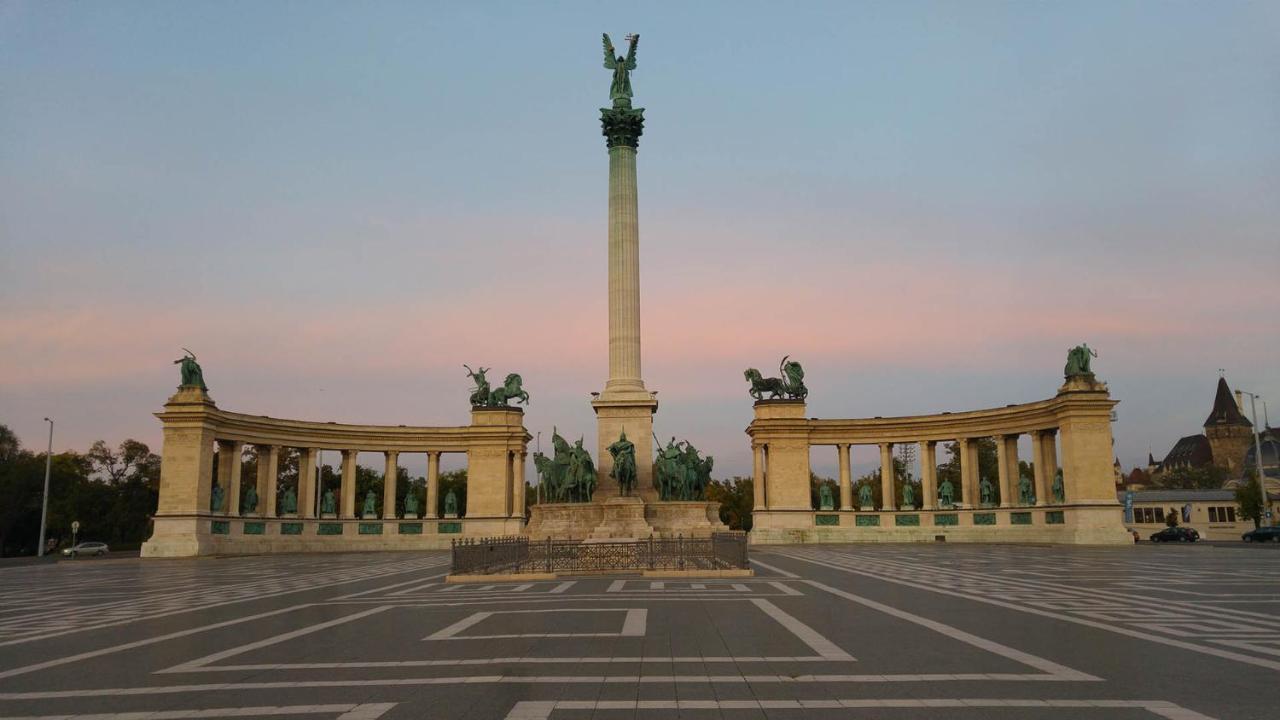 Luxury Apartment In The Central Budapest Bagian luar foto
